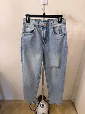 Light Blue High-Rise Women’s Boyfriend Jeans - Relaxed Comfort